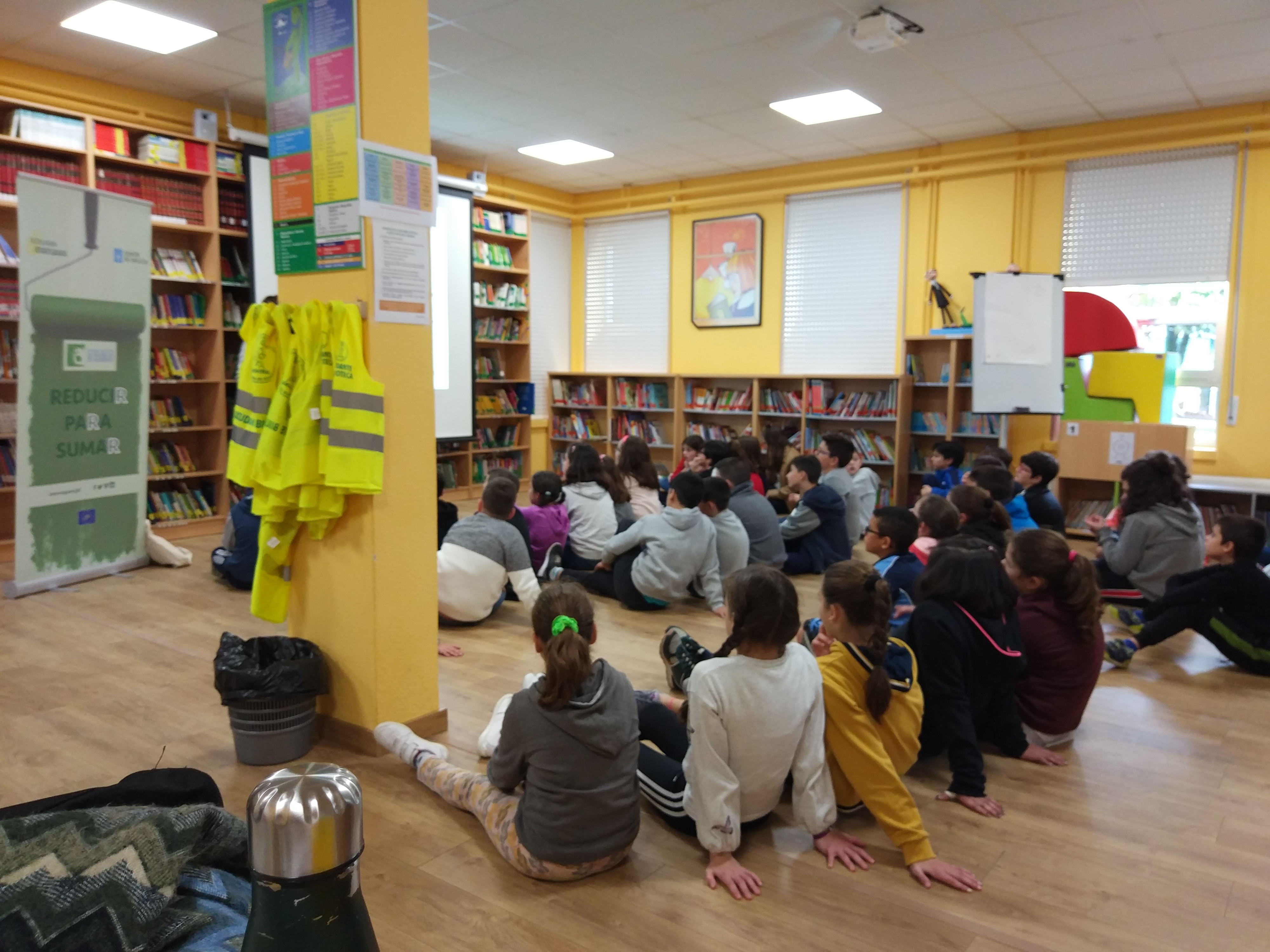 Sogama comparte jornada medioambiental con 170 escolares del colegio Castelao de Rianxo