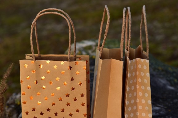 Los consumidores identifican la bolsa de papel como amistosa con el medio ambiente