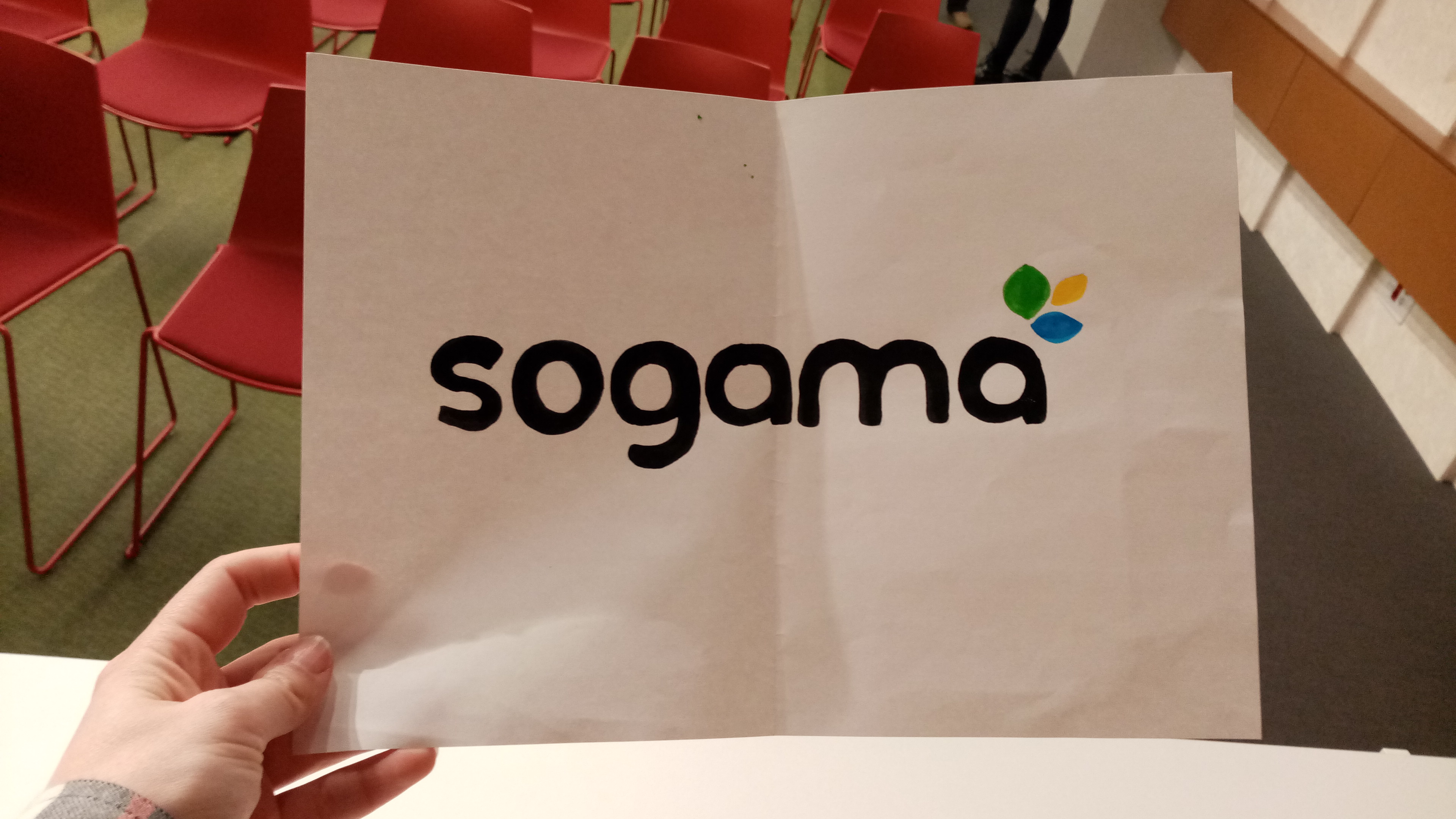 Logotipo de Sogama elaborado manualmente por unha alumna dun centro educativo da provincia de Lugo